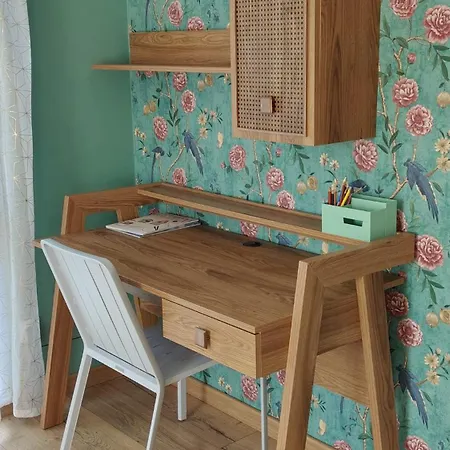 Angelina Вилла *